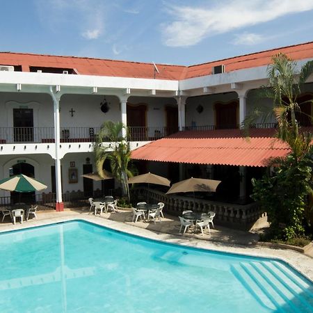 Hotel Posada De Don Jose Retalhuleu Ngoại thất bức ảnh