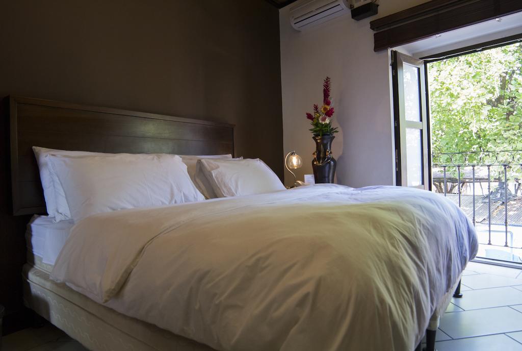 Hotel Posada De Don Jose Retalhuleu Phòng bức ảnh