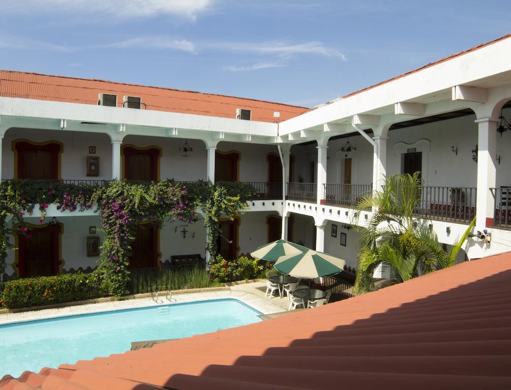 Hotel Posada De Don Jose Retalhuleu Ngoại thất bức ảnh